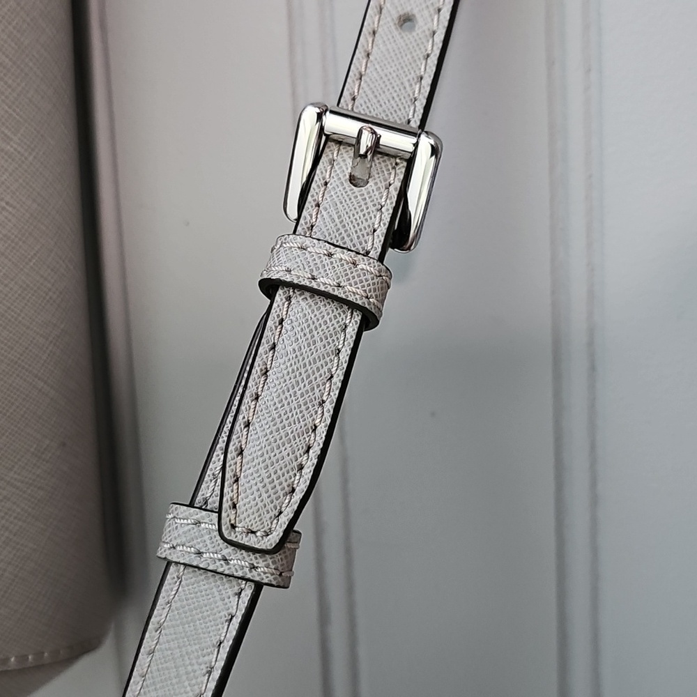 Michael Kors Gray Ciara Purse. - Picture 9 of 17